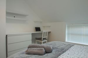 Bedroom Pic 1- click for photo gallery